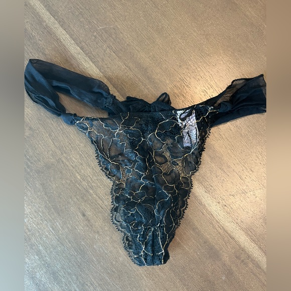 RARE Victoria’s Secret black lace 2-piece set - Picture 3 of 10
